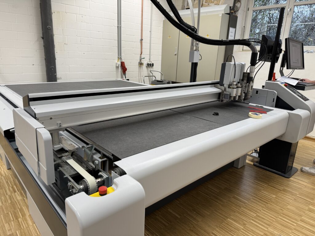 Zünd G3 digital cutter at the MSA, FH Münster